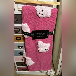2024 Rachel Zoe Pink And White Ghost Blanket 50” X 60”